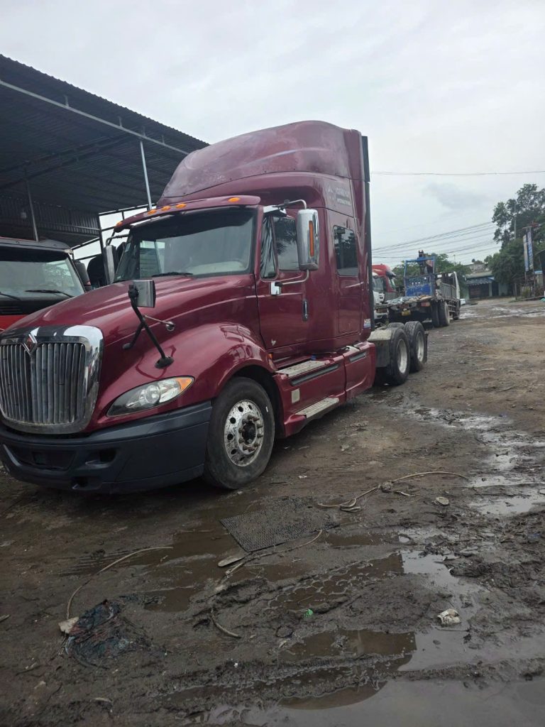 Xe đầu kéo MaxxForce đời 2014 6
